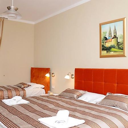 Flowers City Center Apartments ซาเกร็บ ภายนอก รูปภาพ