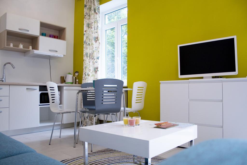 Flowers City Center Apartments ซาเกร็บ ห้อง รูปภาพ