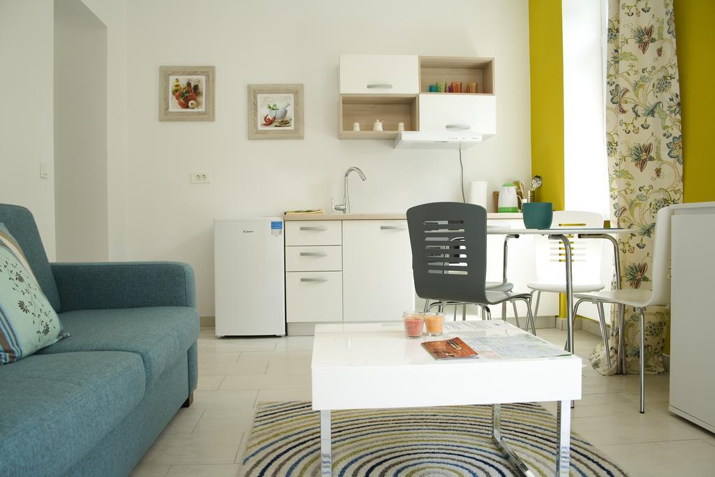 Flowers City Center Apartments ซาเกร็บ ห้อง รูปภาพ