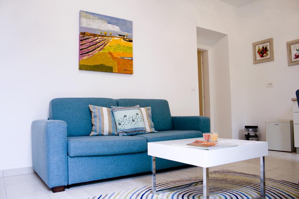 Flowers City Center Apartments ซาเกร็บ ห้อง รูปภาพ