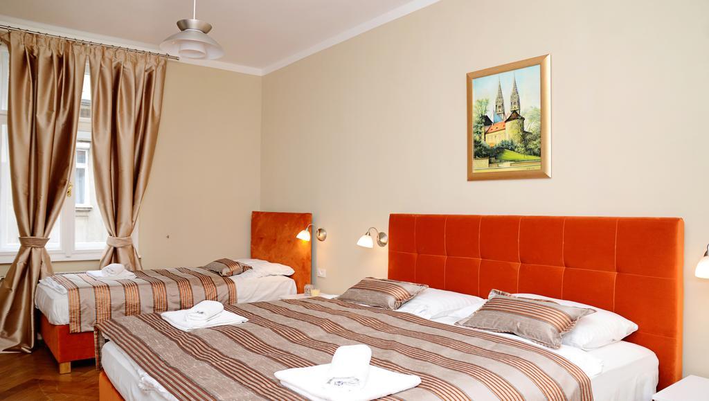 Flowers City Center Apartments ซาเกร็บ ภายนอก รูปภาพ